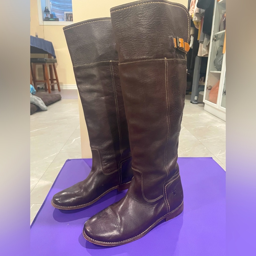 Frye brown leather riding boots Size 8 Great shape!